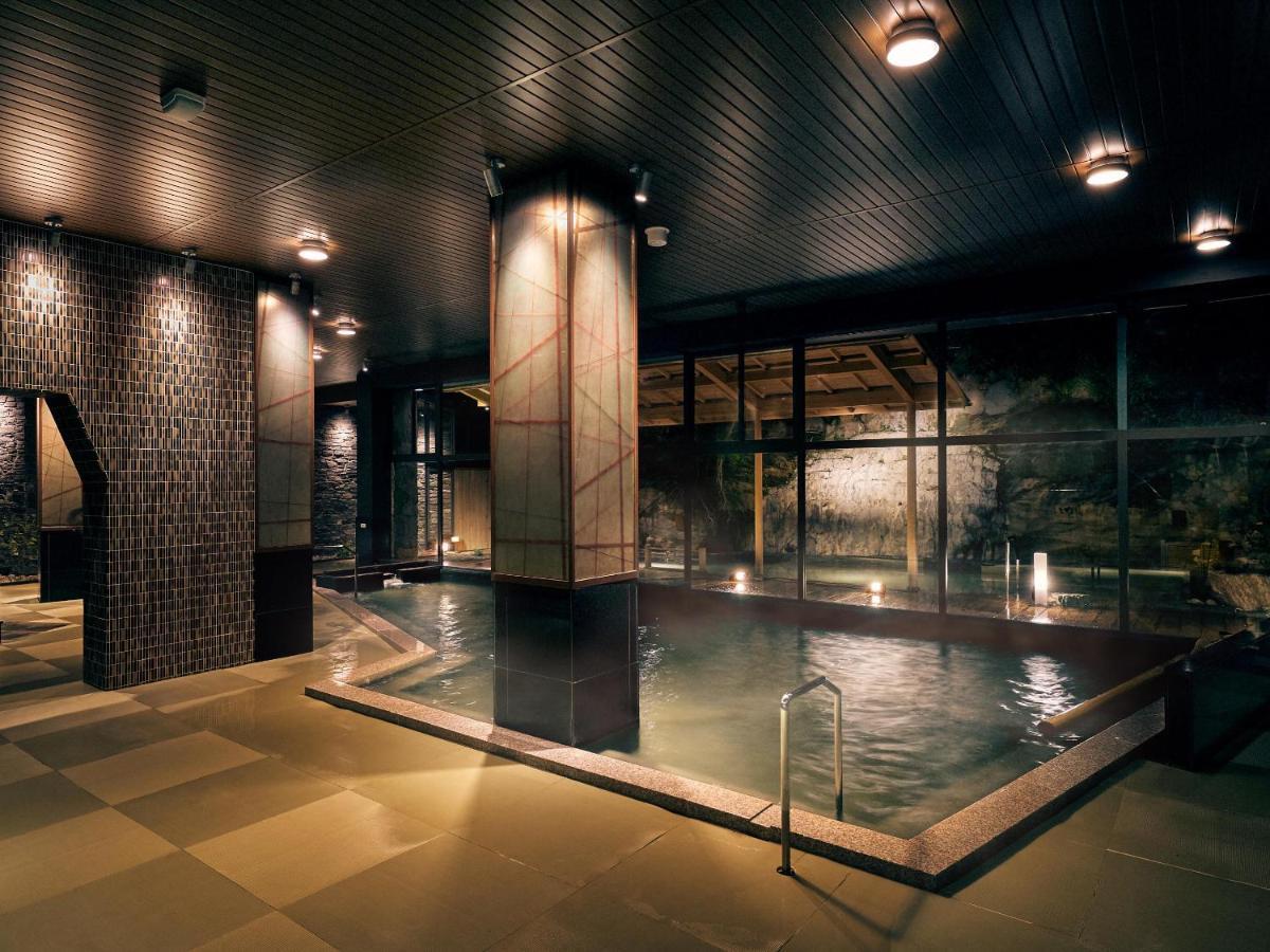 Отель Ooedo Onsen Monogatari Premium Shirahama Gyoen Экстерьер фото